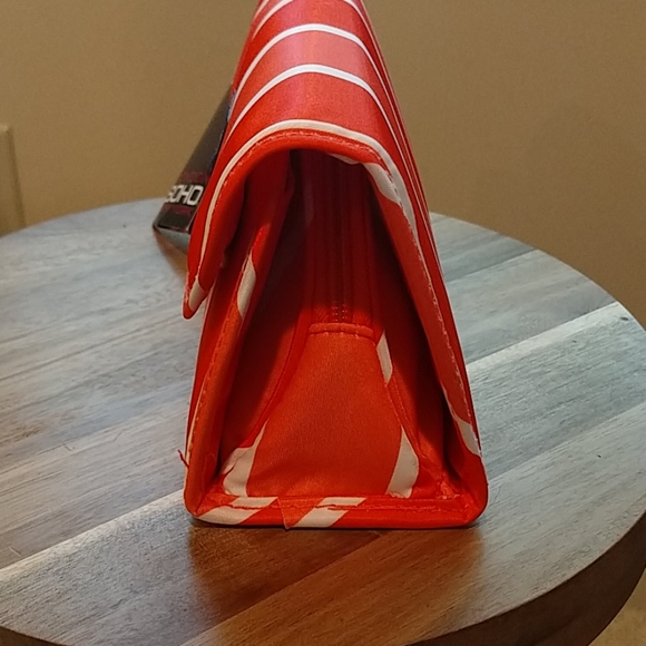 New! Cosmetic travel bag and cosmetic tools set - Picture 4 of 15